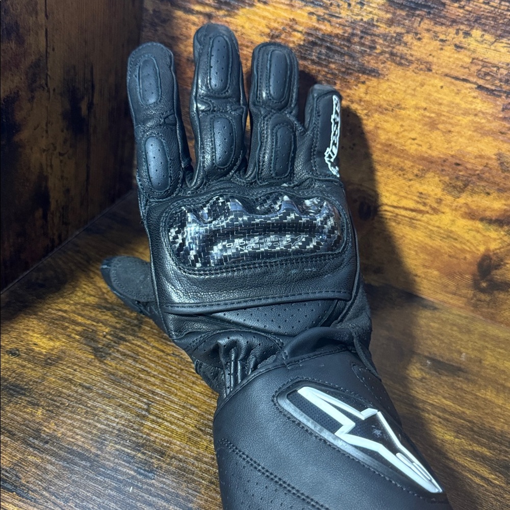 Motorcycle Alpinestars Black Right Hand Riding Glove SP-2 Carbon Reinforced